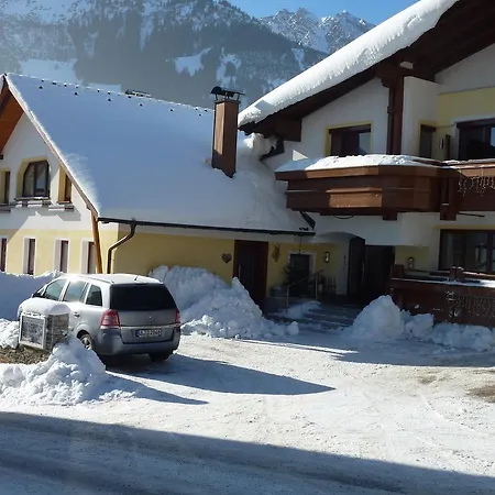 Pensión Gaestehaus Glaetzle 3*